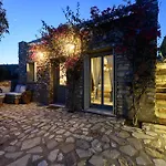 Iliablue Villa *